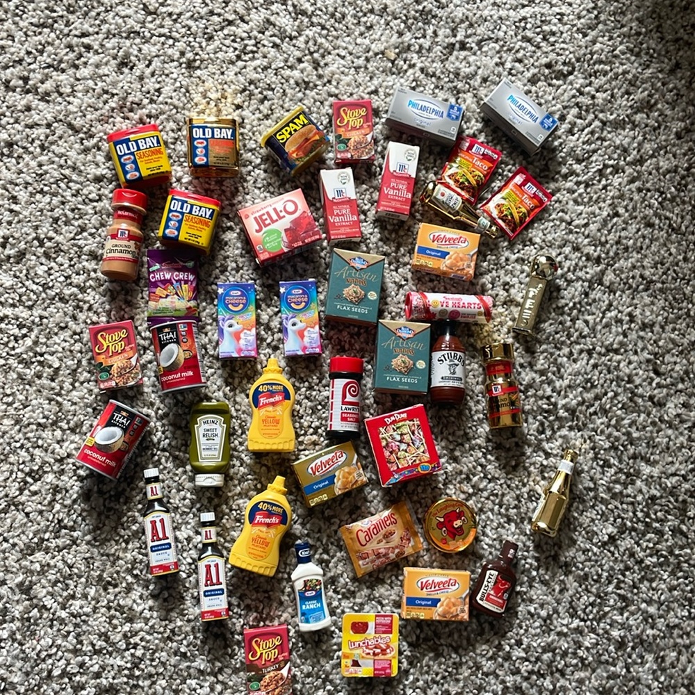 Mini Brands!